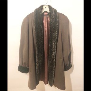 ALorna vintage Faux fur trimmed wool coat XL